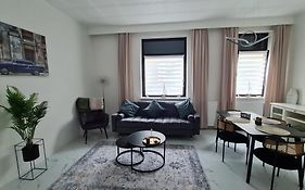 Deichliebe 2 - Modern, Zentral&Familienfreundlich - Inklusive privater Stellplatz im Parkhaus 2min zu Fuß entfernt